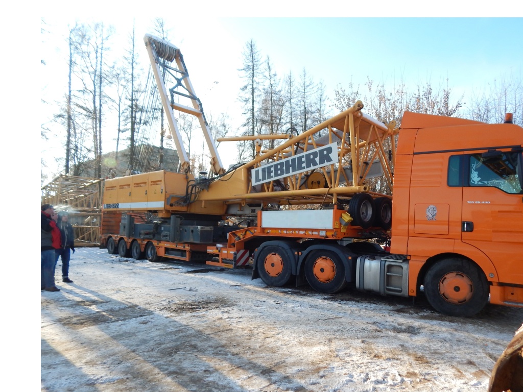 Перевозка крана Liebherr.JPG